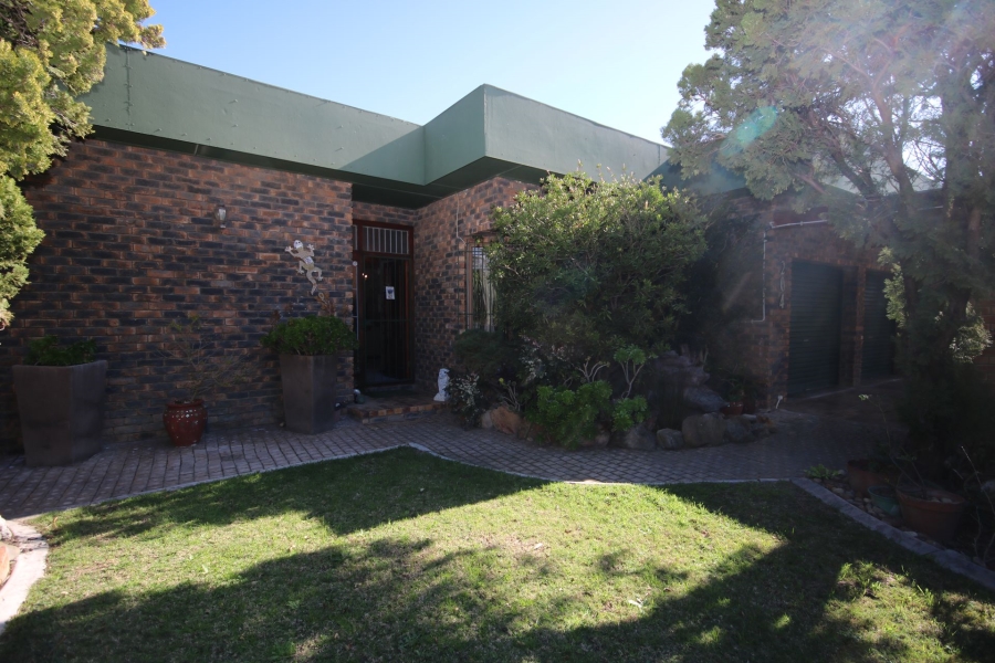 3 Bedroom Property for Sale in Winslow Western Cape